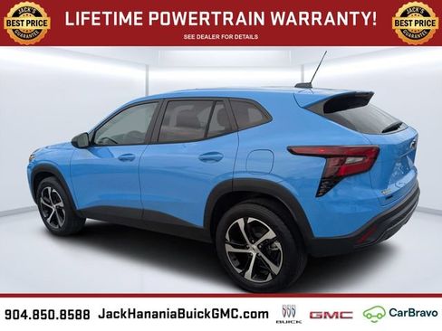 Certified 2024 Chevrolet Trax RS FWD image 5