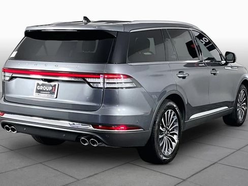 Used 2022 Lincoln Aviator Reserve w/ Equipment Group 201A AWD/4WD image 12