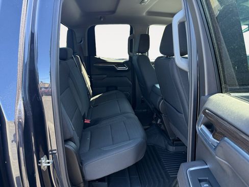 Used 2023 Chevrolet Silverado 1500 RST AWD/4WD image 18