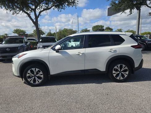 Certified 2023 Nissan Rogue SV w/ SV Premium B Package FWD image 5