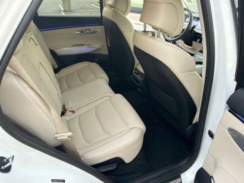 Used 2026 Genesis GV70 2.5T Advanced AWD/4WD image 23