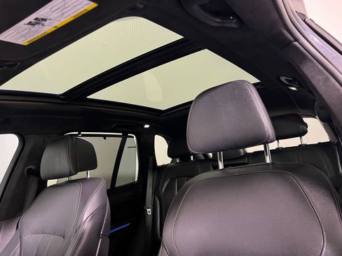 Used 2021 BMW X5 M50i w/ Executive Package image 15