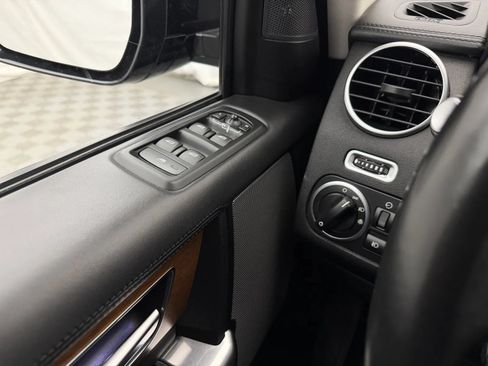 Used 2016 Land Rover LR4 HSE LUX AWD/4WD image 18