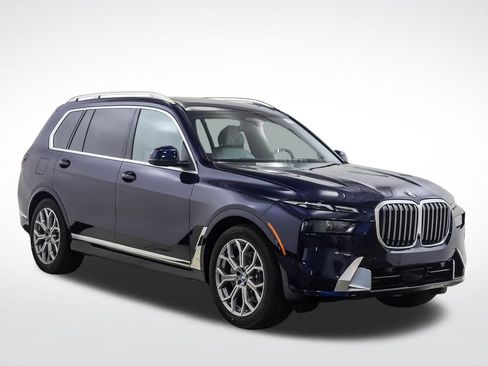 Used 2026 BMW X7 xDrive40i AWD/4WD image 7
