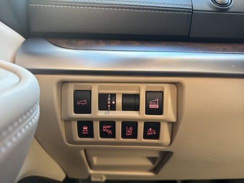 Used 2019 Subaru Outback 2.5i Limited image 29