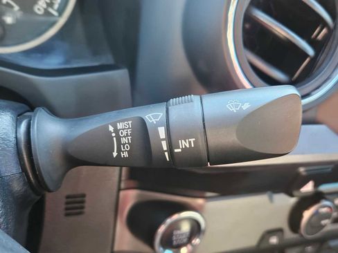 Used 2022 Toyota Tacoma TRD Sport image 26