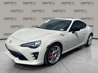 Used 2017 Toyota 86 860 Special Edition RWD video 1