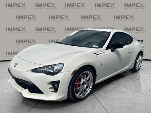 Used 2017 Toyota 86 860 Special Edition RWD image 1