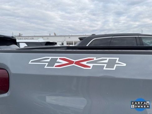 Used 2024 Chevrolet Silverado 1500 Custom image 9