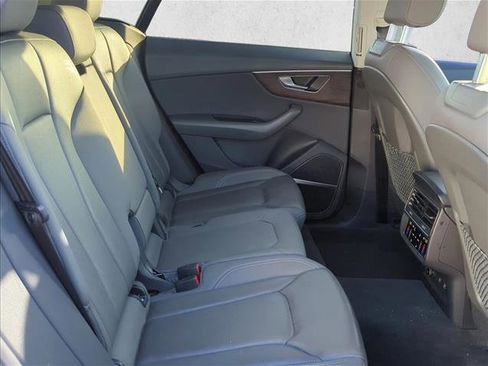 Used 2021 Audi Q8 Premium Plus w/ Premium Plus Package AWD/4WD image 25