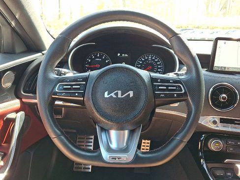 Used 2023 Kia Stinger GT-Line w/ Sun & Sound Package AWD/4WD image 16