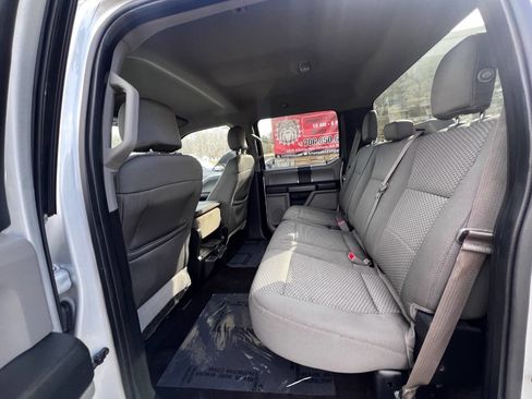 Used 2016 Ford F150 XLT image 14