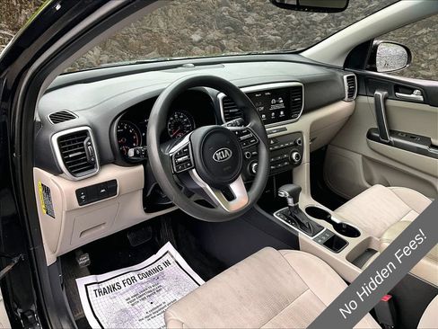 Used 2022 Kia Sportage LX AWD/4WD image 11