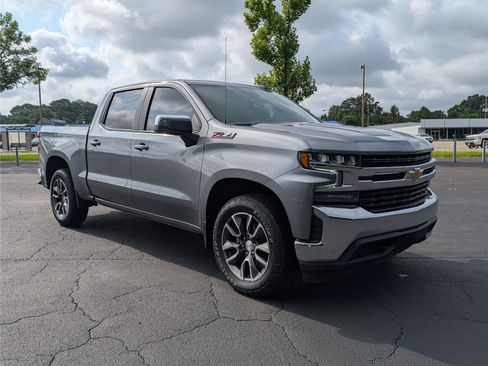 Used 2021 Chevrolet Silverado 1500 LT AWD/4WD image 7