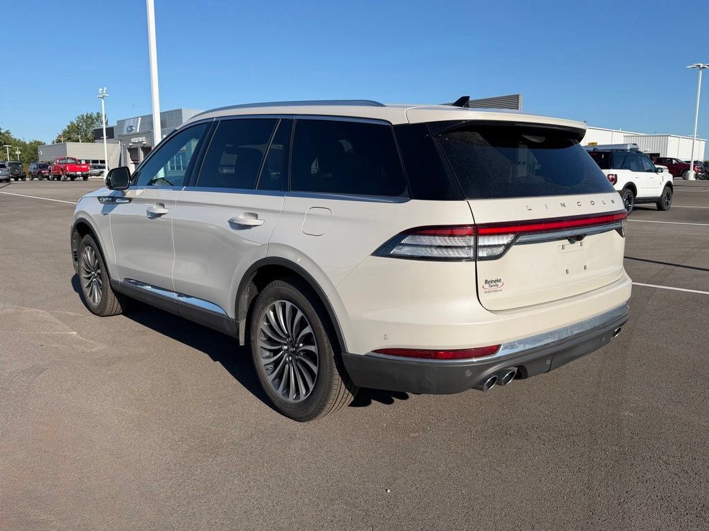 Used 2023 Lincoln Aviator Reserve w/ Equipment Group 201A AWD/4WD image 8