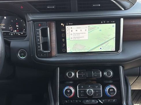 Used 2023 GMC Yukon XL Denali Ultimate image 17