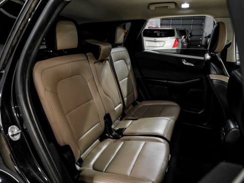 Used 2021 Ford Escape SEL image 30