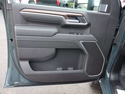 New 2026 Chevrolet Silverado 2500 LT image 4