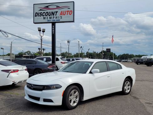 Used 2022 Dodge Charger SXT RWD image 14