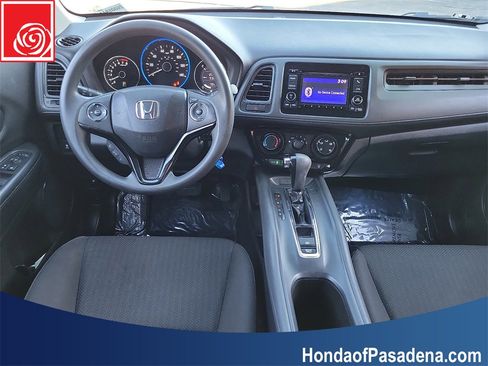 Used 2017 Honda HR-V LX image 10
