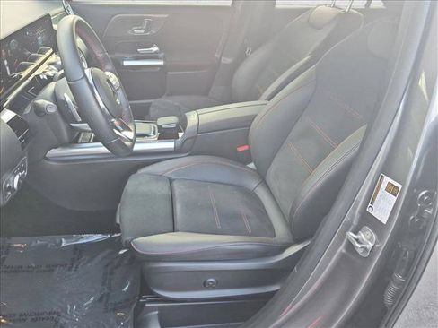 Used 2023 Mercedes-Benz GLA 250 4MATIC image 16