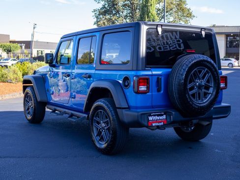 Used 2024 Jeep Wrangler Unlimited Sport AWD/4WD image 9