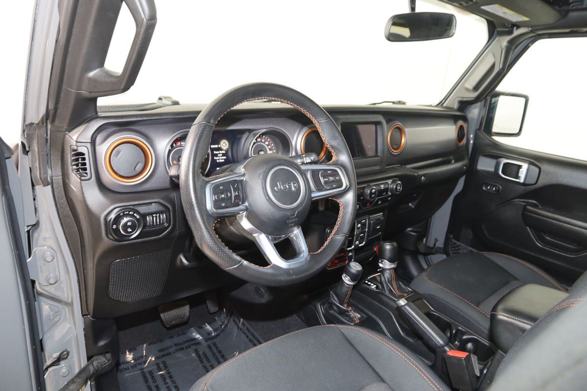 Used 2021 Jeep Gladiator Mojave w/ LED Lighting Group AWD/4WD image 23