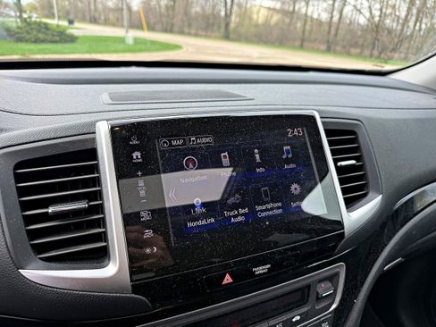 Used 2019 Honda Ridgeline RTL-E image 16