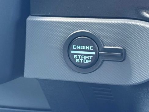 Used 2022 Ford Bronco 4-Door AWD/4WD image 18