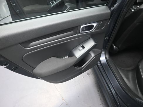Used 2024 Honda Civic Sport image 32
