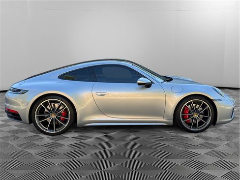 Used 2020 Porsche 911 Carrera S RWD image 6