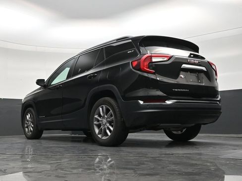 Used 2023 GMC Terrain SLT w/ LPO, Floor Liner Package FWD image 22