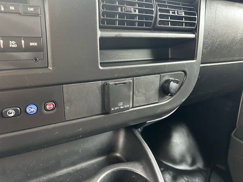 Used 2023 Chevrolet Express 2500 w/ Driver Convenience Package image 15