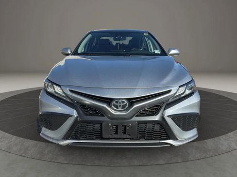 Used 2021 Toyota Camry XSE image 2