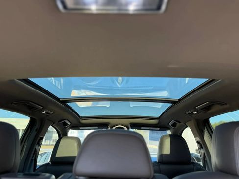Used 2017 Porsche Cayenne S AWD/4WD image 25