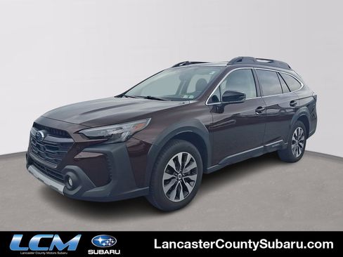 Certified 2025 Subaru Outback Limited AWD/4WD image 1