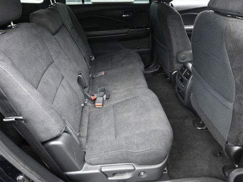 Used 2022 Honda Pilot Sport image 9