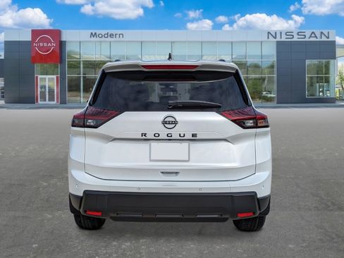 New 2026 Nissan Rogue Dark Armor FWD image 4
