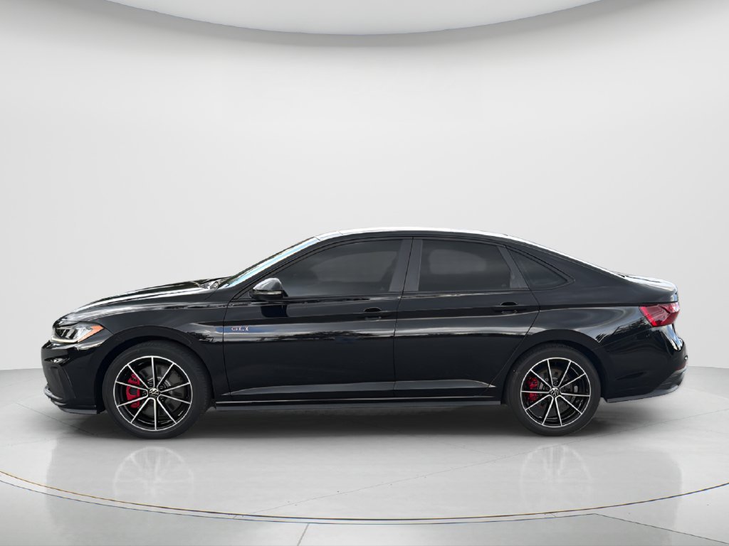 Used 2025 Volkswagen Jetta GLI Autobahn FWD image 9