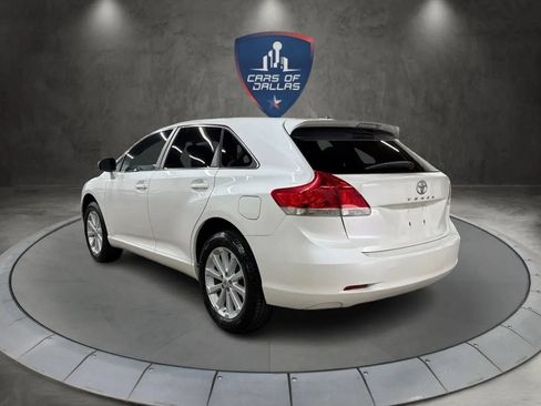 Used 2011 Toyota Venza FWD image 3