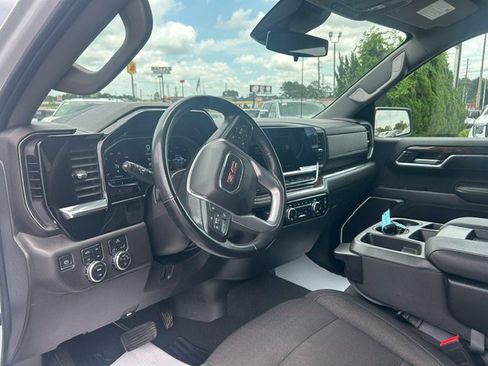Used 2023 GMC Sierra 1500 Elevation w/ X31 Off-Road Package AWD/4WD image 16