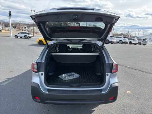 Certified 2025 Subaru Outback Premium image 16