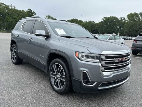 Used 2021 GMC Acadia SLT w/ Technology Package FWD image 1