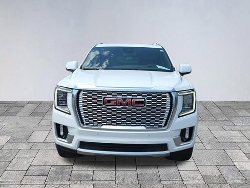Used 2023 GMC Yukon XL Denali RWD image 2