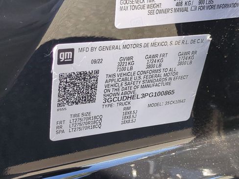 Used 2023 Chevrolet Silverado 1500 ZR2 image 34