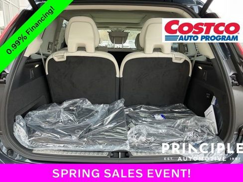 New 2026 Volvo XC90 B6 Ultra w/ Protection Package AWD/4WD image 13