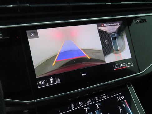 Used 2020 Audi SQ7 Premium Plus w/ SQ7 Black Optic Package image 22