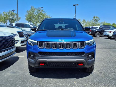 Used 2024 Jeep Compass Trailhawk w/ Trailhawk Elite Group AWD/4WD image 3