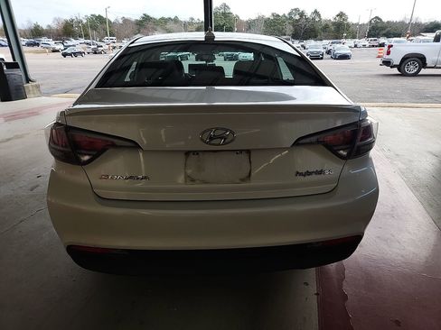 Used 2016 Hyundai Sonata SE image 6