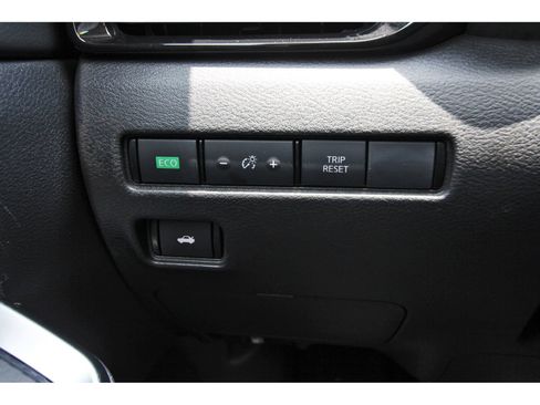Certified 2025 Nissan Sentra SR w/ SR Premium Package FWD image 22